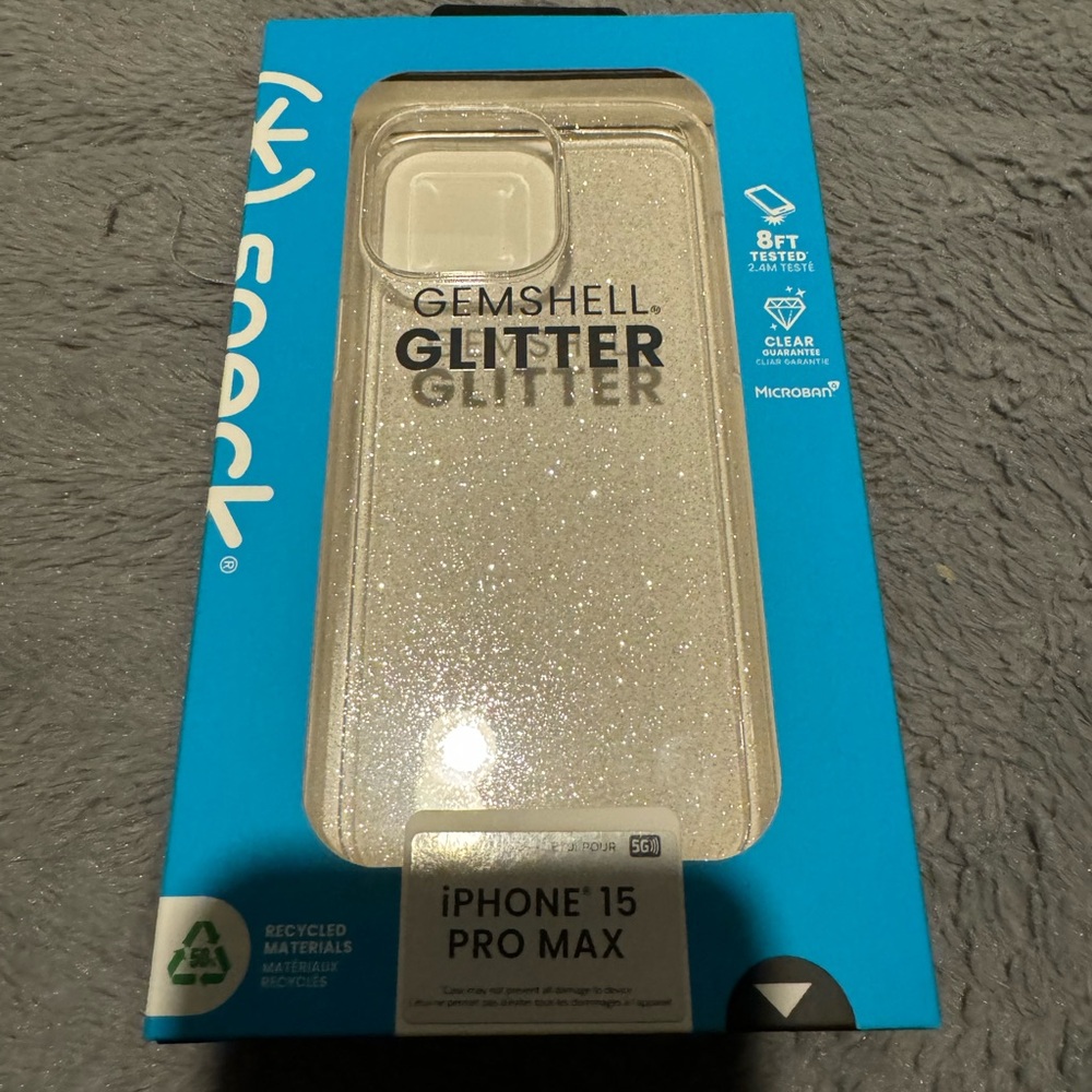 iPhone 15 pro max speck glittery case